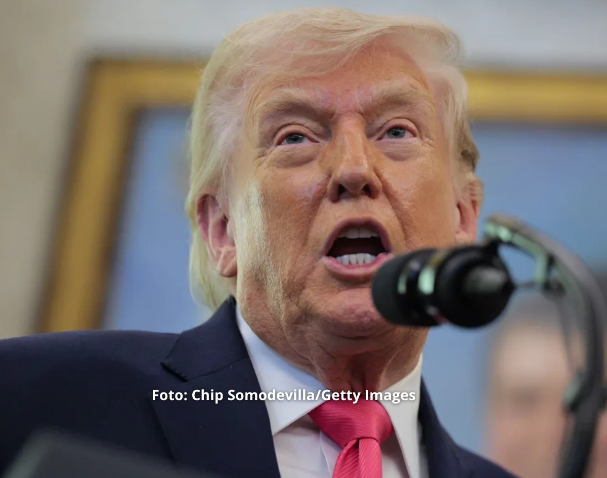 Donald Trump alerta o Irã contra a cobrança de pedágio de petroleiros no Estreito de Ormuz