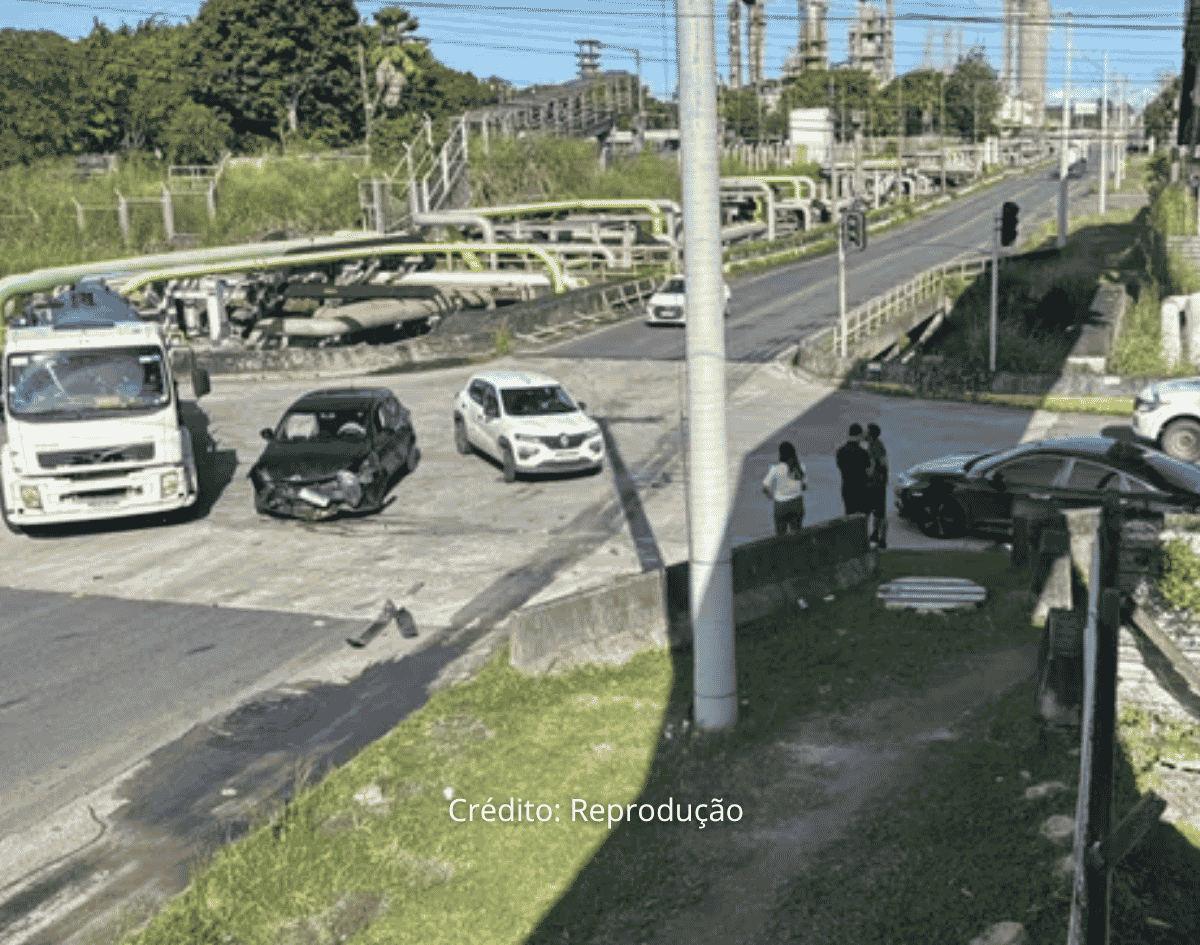 Caio Alexandre se envolve em acidente de carro, jogador passa bem e não teve ferimentos