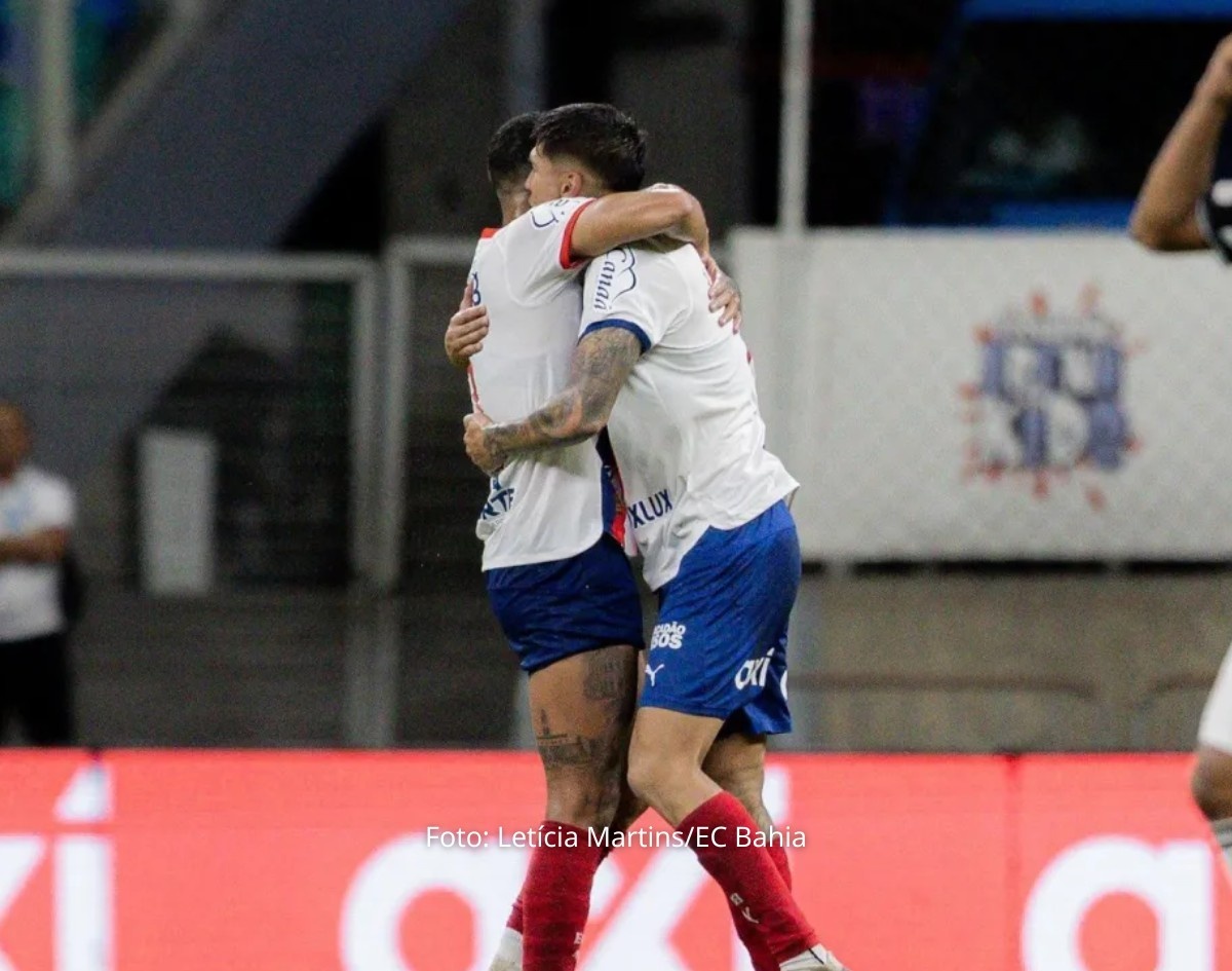 Bahia decide nos minutos finais, vence o Botafogo e reencontra o caminho dos triunfos no Brasileirão