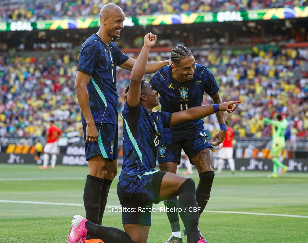 Brasil vence Egito por 2 a 1 no último amistoso antes do Mundial