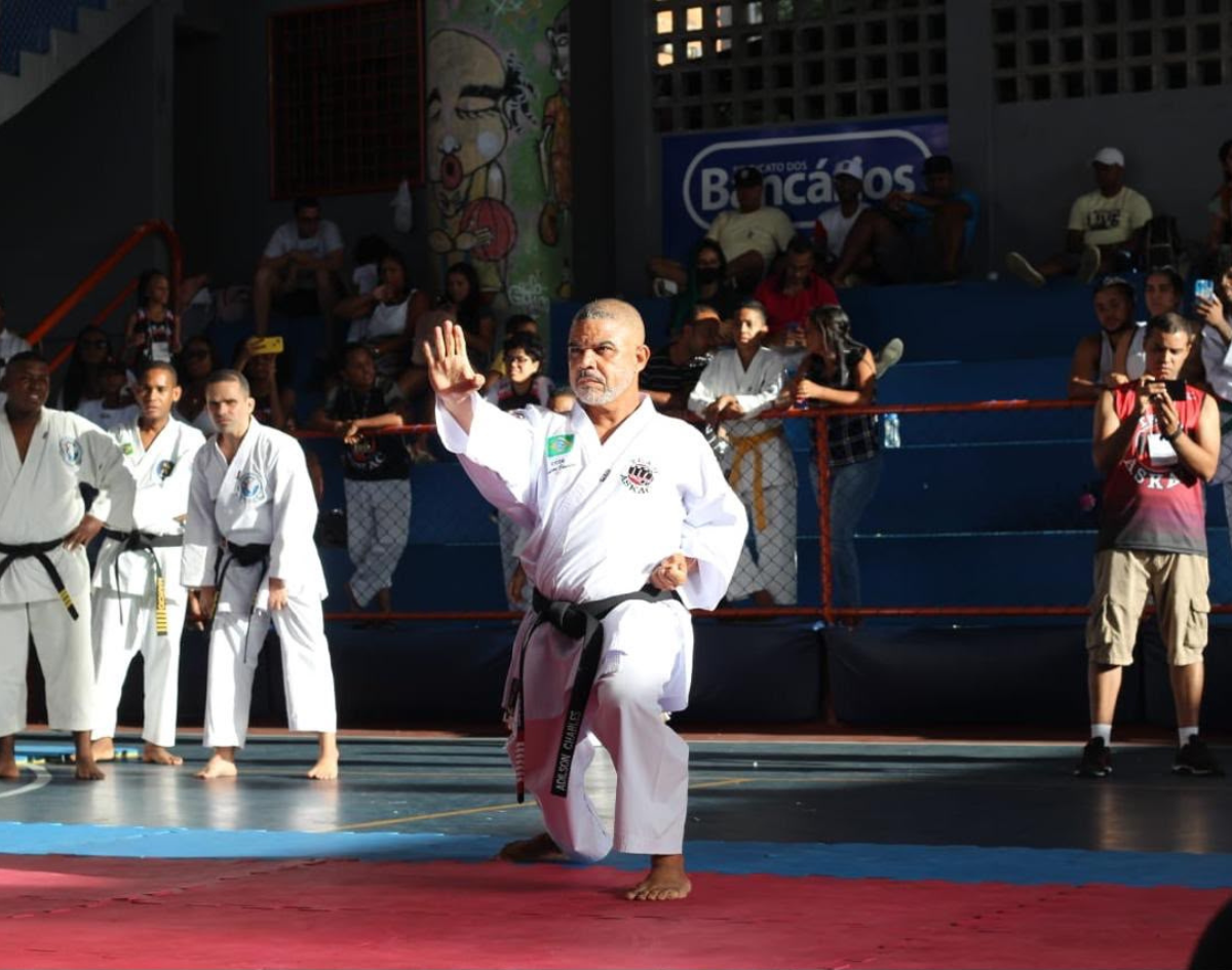 Kyoshi Adilson Charles, orgulho do bairro, completou 55 anos