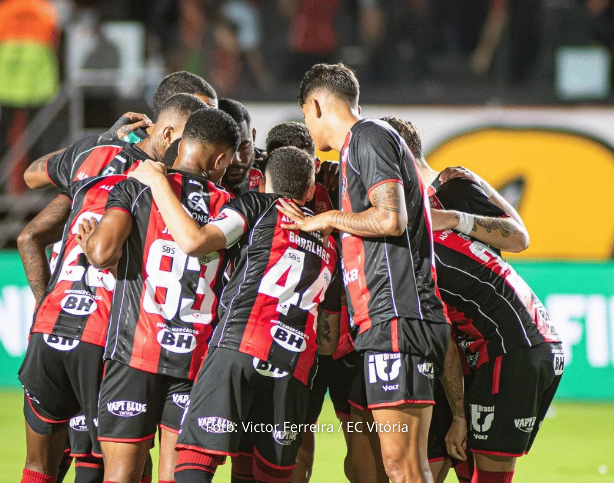 Vitória goleia Athletico, vira confronto e garante vaga na Copa do Brasil