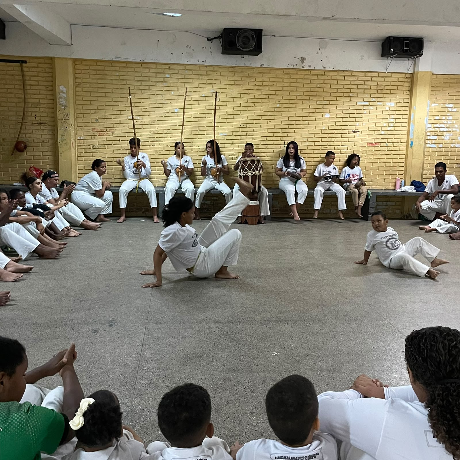 Capoeira, resistência e ancestralidade: Feira Cultural reúne comunidade no Festival Movimentaí