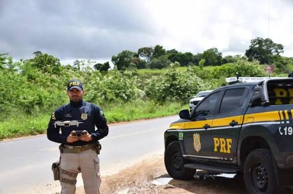 Fim de semana na BR-324: PRF reforça fiscalização na saída de Salvador; veja horários de pico e pontos de atenção