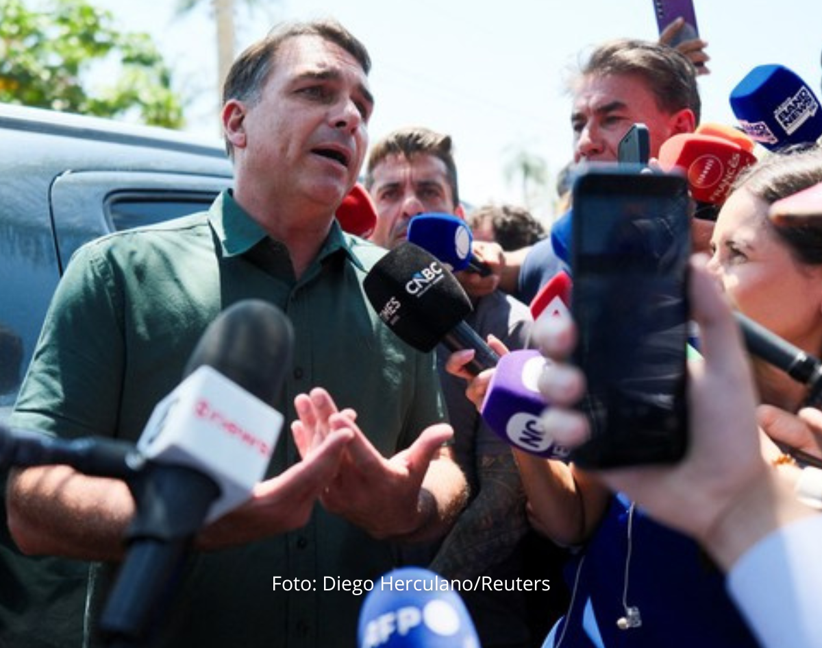 Flávio Bolsonaro declara voto favorável ao fim da escala 6x1 no Senado 